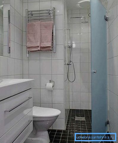 Cabines intégrées - la solution idéale pour les petits espaces. Cabines intégrées - la solution idéale pour les petits espaces.