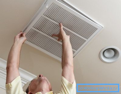 Les bouches d'aération peuvent être décorées avec des grilles décoratives. Les bouches d'aération peuvent être décorées avec des grilles décoratives.