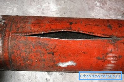 Bouteille de gaz explosant Bouteille de gaz explosant