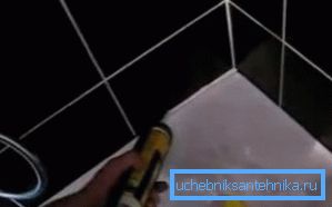 Sceller le joint