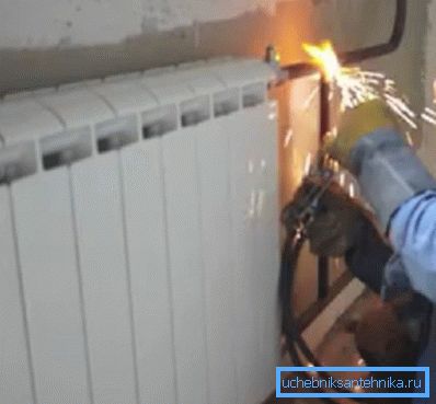 Remplacement d'un radiateur de chauffage par un poste de soudage Remplacement d'un radiateur de chauffage par un poste de soudage