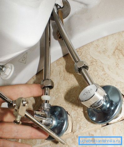 Remplacement de la doublure extérieure dure Remplacement de la doublure extérieure dure