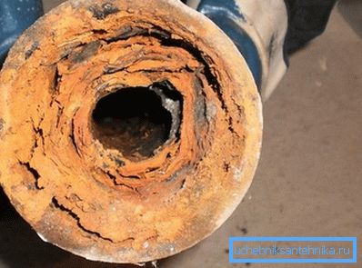 Un tuyau bouché ne peut pas avoir assez de force Un tuyau bouché ne peut pas avoir assez de force